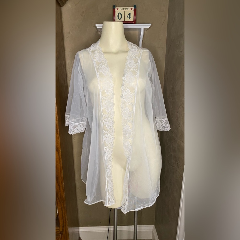 Pandora By Lingerie By Chic Vintage White Sheer Lace Night Babydoll Robe Petite
